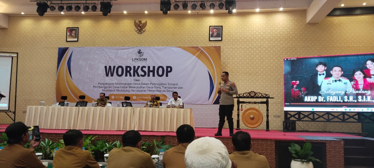 Pambakal & Kaur Keuangan Bawahan Seberang Hadiri Workshop Pengelolaan Keuangan Desa